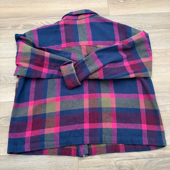 BeachLunchLounge Collection Jacket - Picture 4 of 4